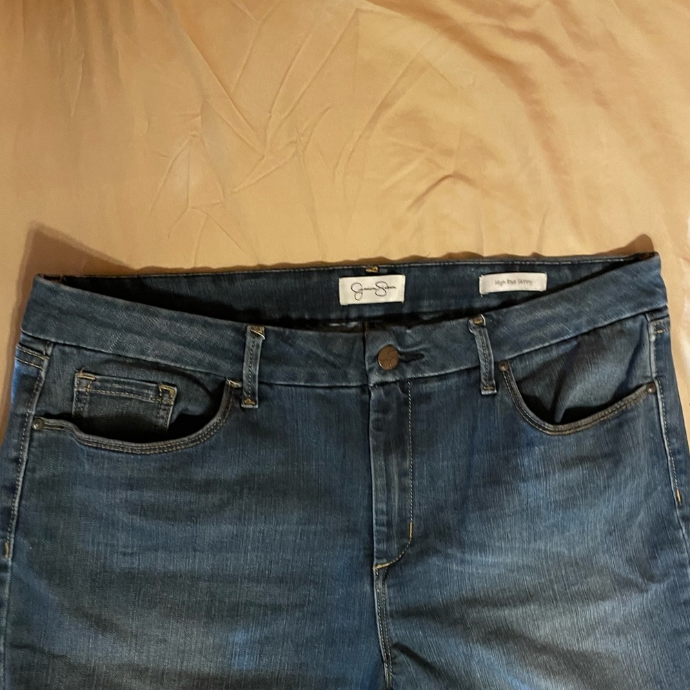 Jessica Simpson - High Rise Skinny Jeans (size 14/32)